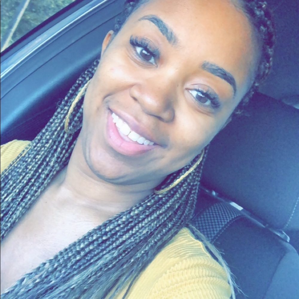 Meet your Posher, Brittany